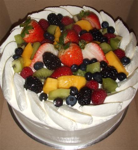 Fresh fruit cake